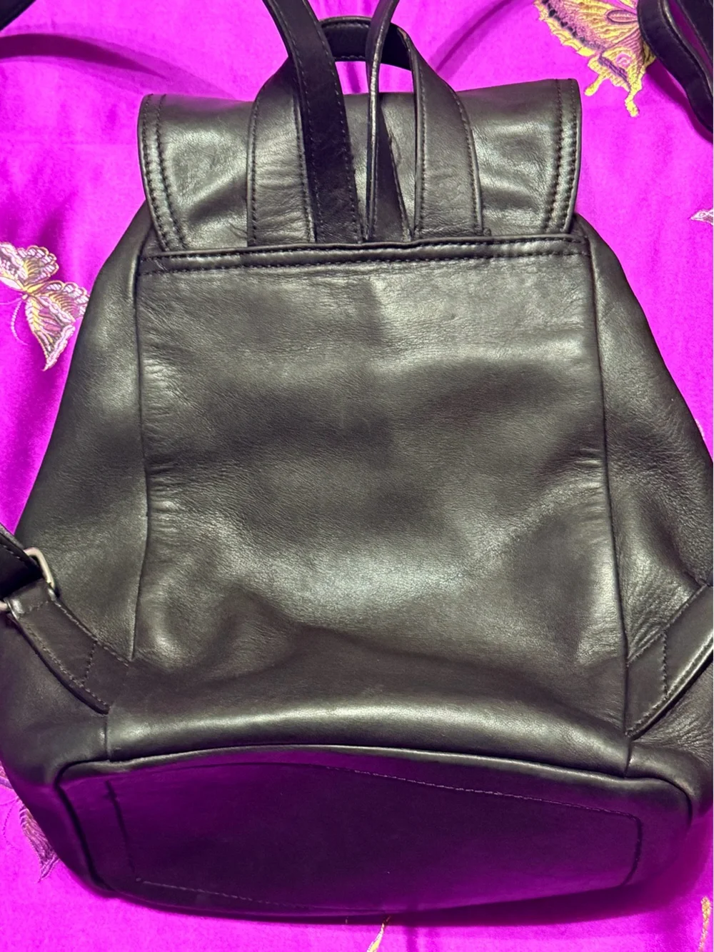 Vtg. Coach Hampton Legacy Black Leather Drawstring Flap Backpack